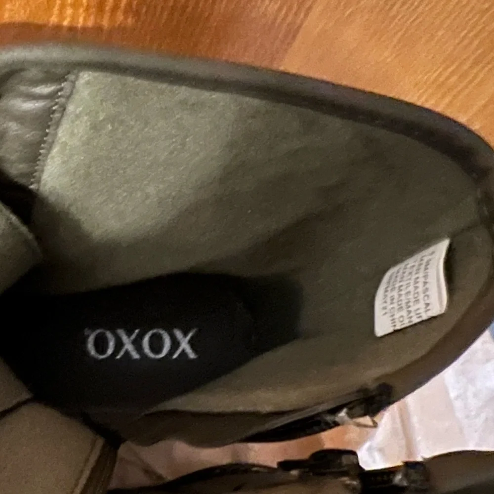 XOXO womens pascal